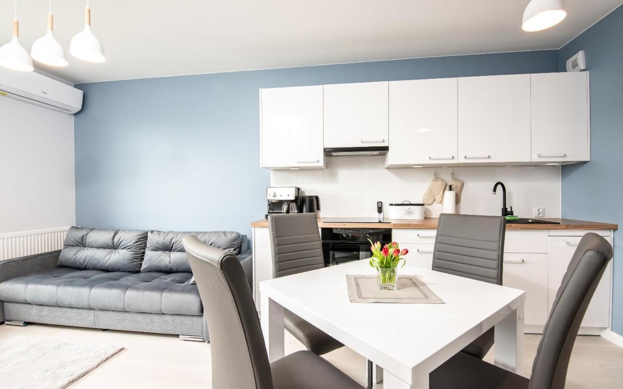 Apartament Future โควอบเซก ภายนอก รูปภาพ