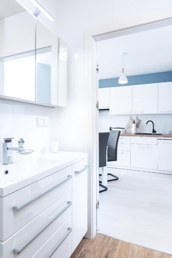 Apartament Future โควอบเซก ภายนอก รูปภาพ